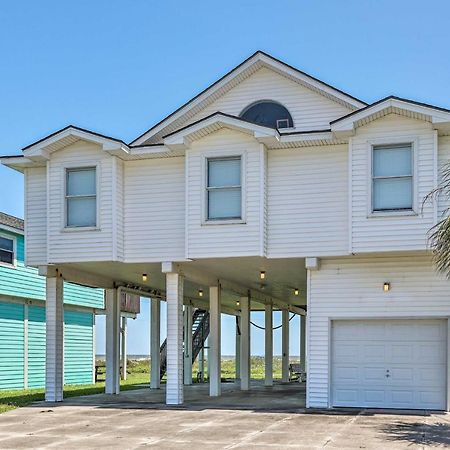 Oceanfront Galveston Home - Walk To Beach! Bagian luar foto